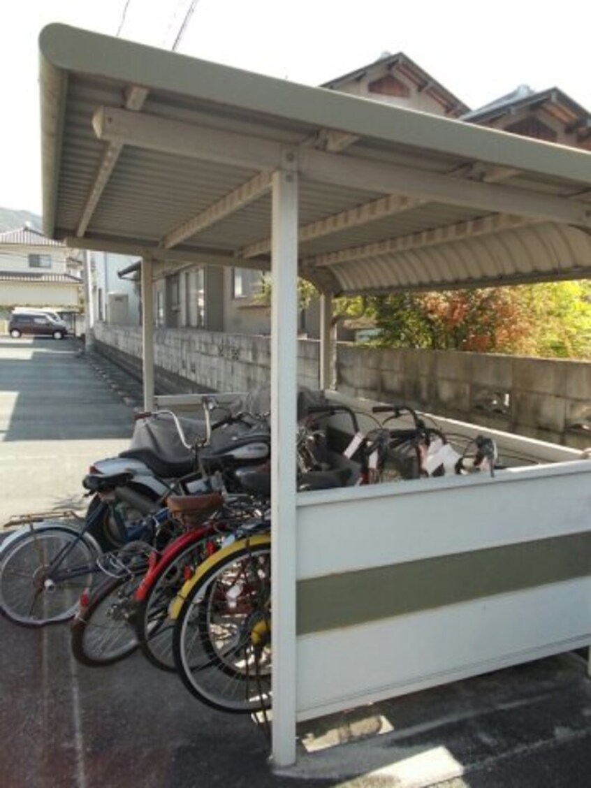  シティハイツエレガントＥ