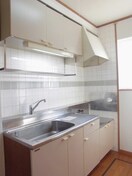  ゴールドクレスト藤井