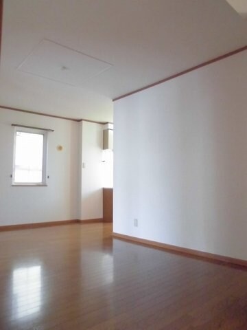  ゴールドクレスト藤井