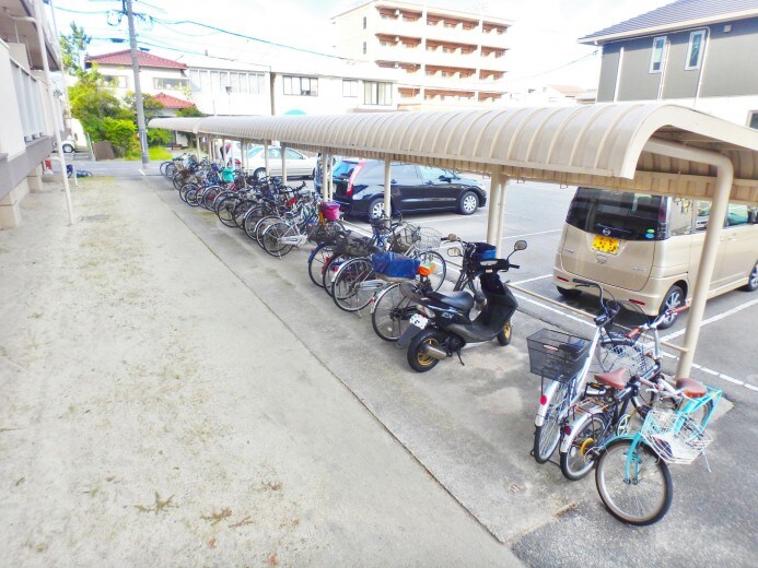  サンイーズマンション