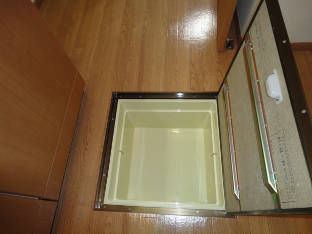 床下収納 アルカディア明日香