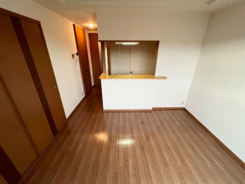 リビング ランドマーク曙　壱番館