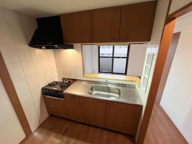 キッチン ランドマーク曙　壱番館