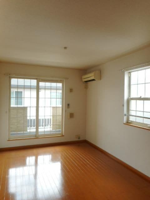 写真は同タイプ別部屋 モンターニャローマ