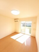  ヴィラ　フィデール