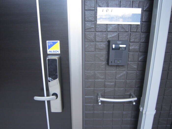  Ｄ-ｒｏｏｍブランシェ