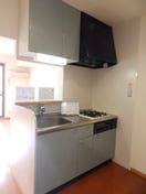  モナリエ・ユキ