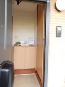  モナリエ・ユキ