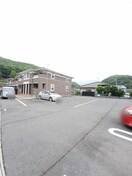  山陽本線（中国）/東福山駅 バス25分坪生西下車:停歩3分 1階 築16年