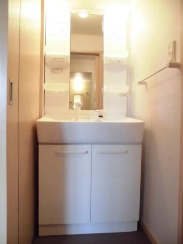  山陽本線（中国）/東福山駅 バス25分坪生西下車:停歩3分 1階 築16年