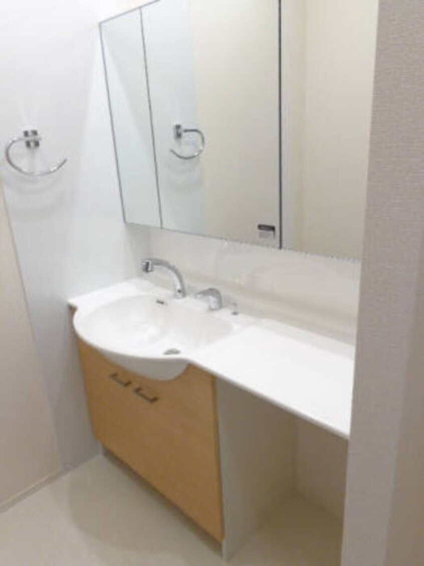  アジャート手城