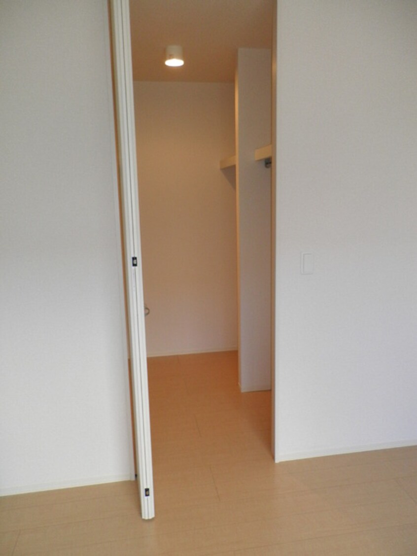  ヴィラ・ラシュレ　Ｂ棟