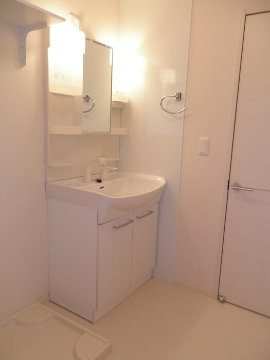  ヴィラ・ラシュレ　Ｂ棟