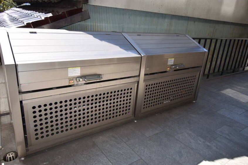  クレスト明治町