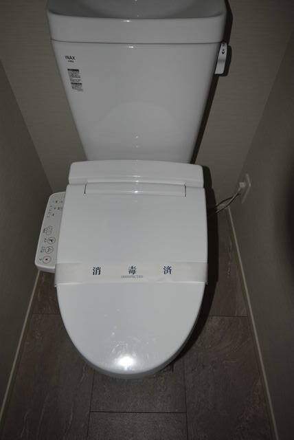  クレスト明治町
