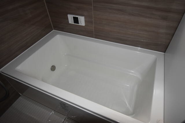  クレスト明治町
