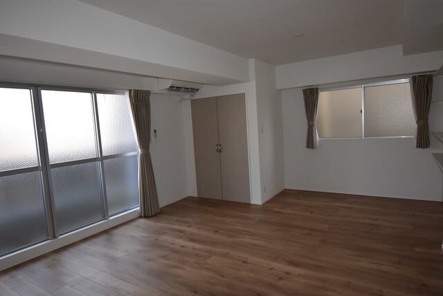  クレスト明治町
