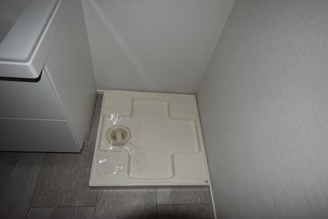  クレスト明治町