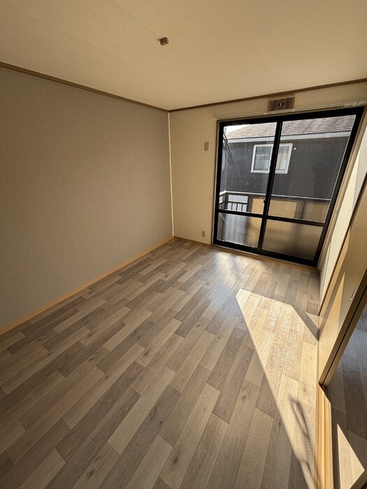  エステート草戸