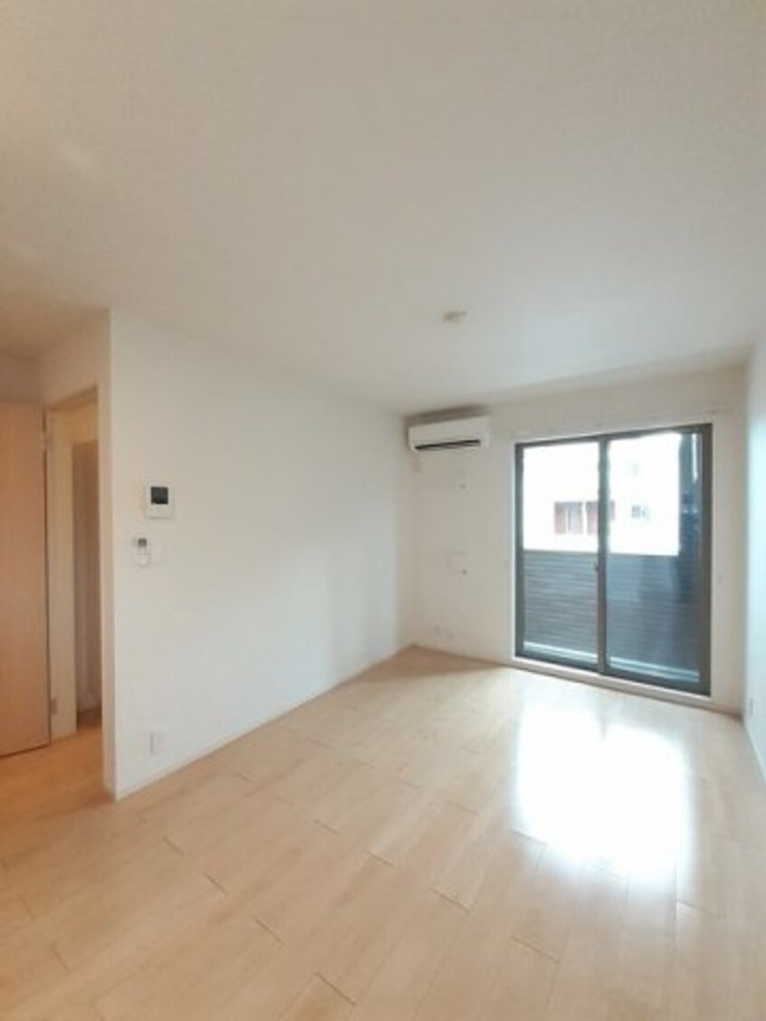  エミネンス　Ｂ