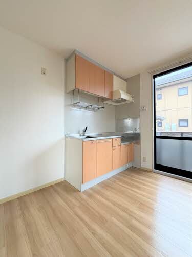  メゾンティアラA棟