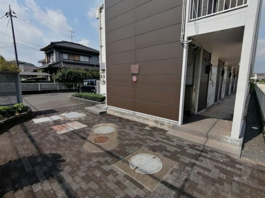  レオパレスハピネス