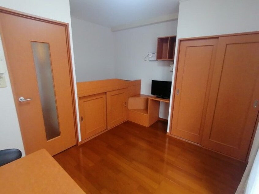  レオパレスハピネス