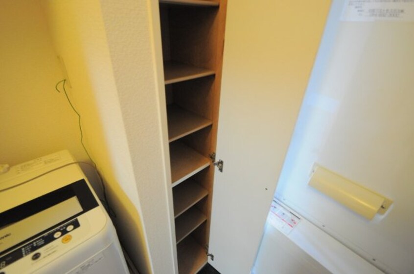  レオパレスハピネス