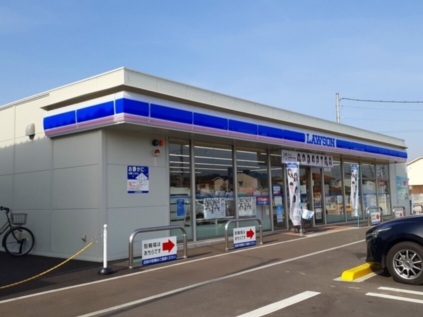 ローソン 福山駅家町万能倉店(コンビニ)まで587m フロレゾンB