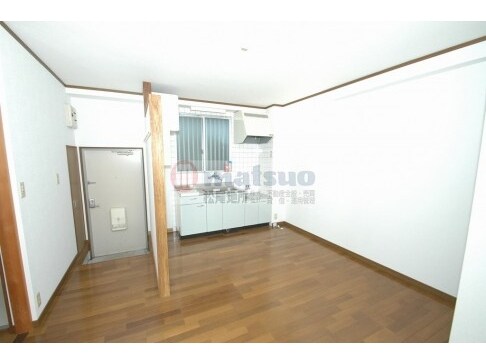  コーシンハイツ