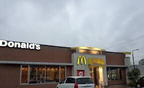 マクドナルド 福山神辺店 1997m リバーノース