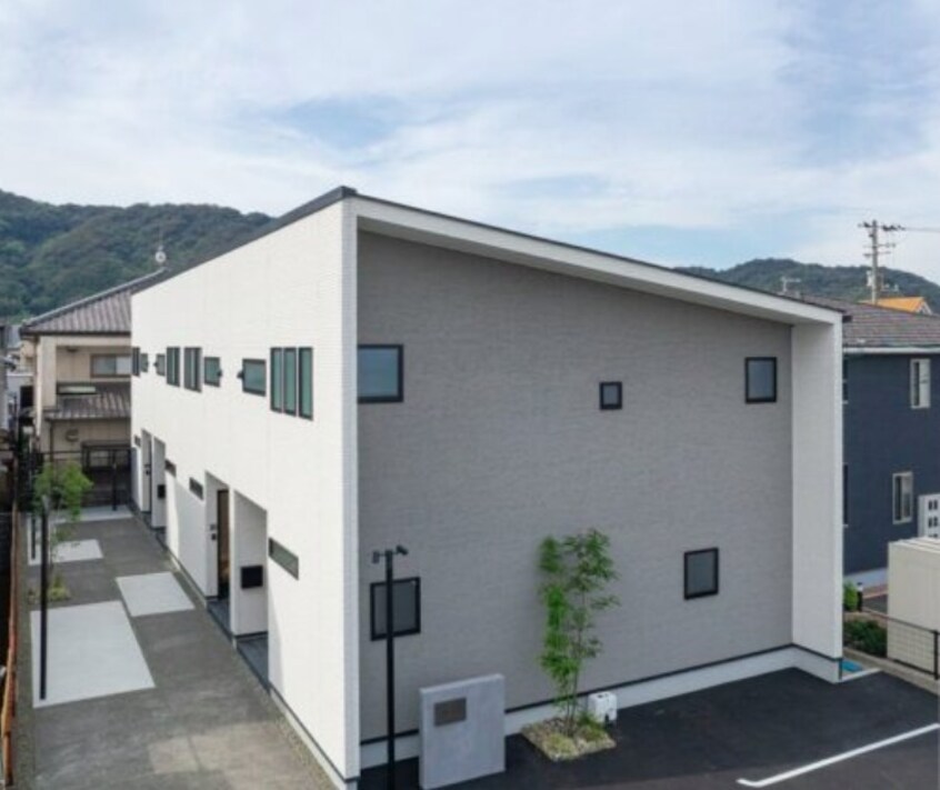  グランメゾンクレスト千代田