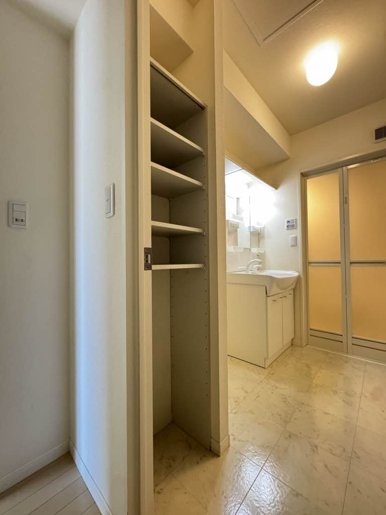  フェザンレーヴ B