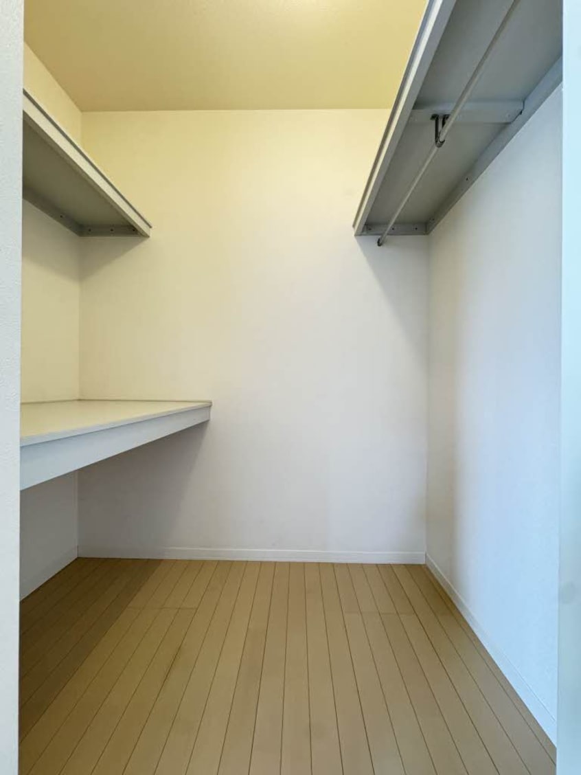  フェザンレーヴ B