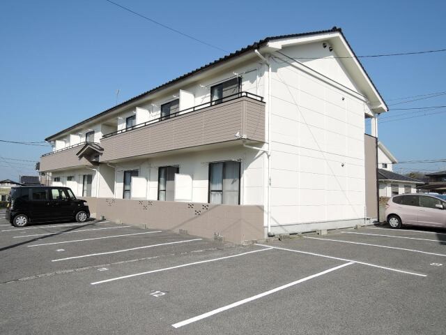  三恵マンションA棟