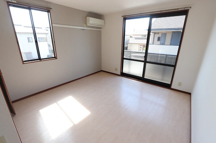  ディアス壱番館