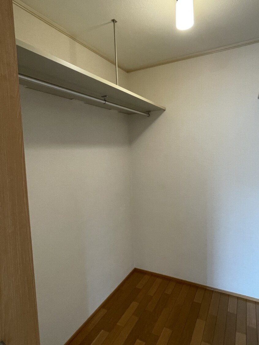  ローレルガーデン