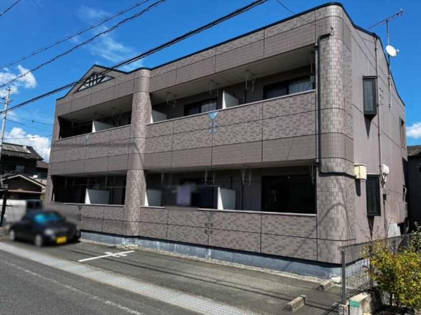 外観写真（昼） グランシャリオ