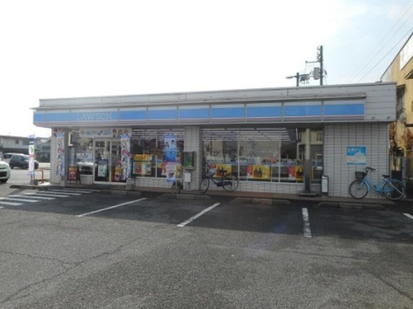 ローソン 神辺十三軒屋店(コンビニ)まで523m ヴェルピア神辺
