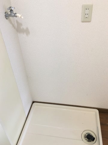  エメローズ千田