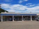 ローソン 福山奈良津町三丁目店(コンビニ)まで230m オリーブビュー北吉津