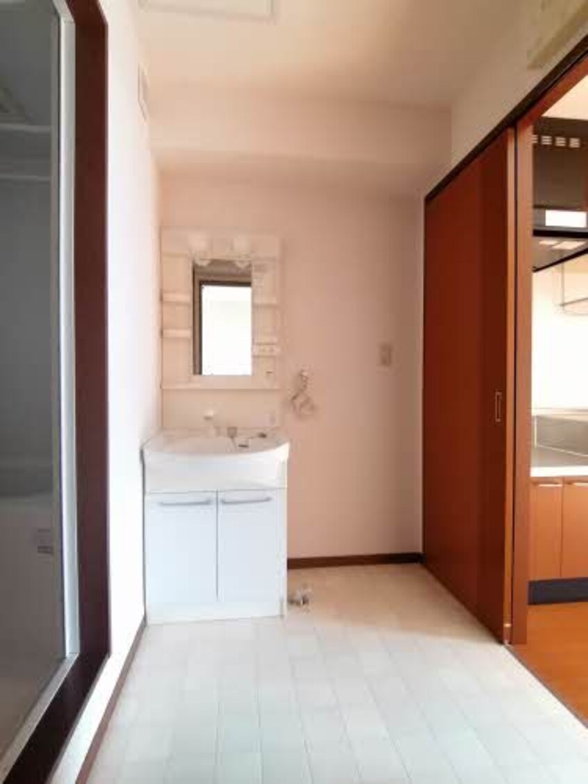  サンリバー　弐番館