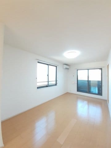  メゾン　アヴァンティ