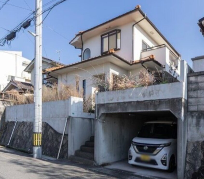  幕山台２丁目貸戸建