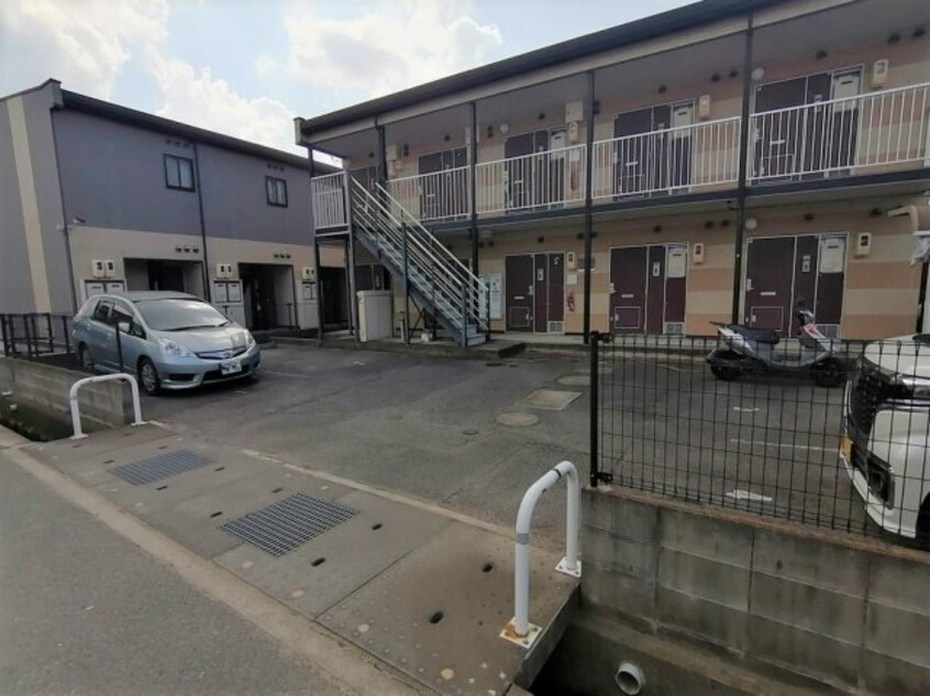  レオパレスオンフルール