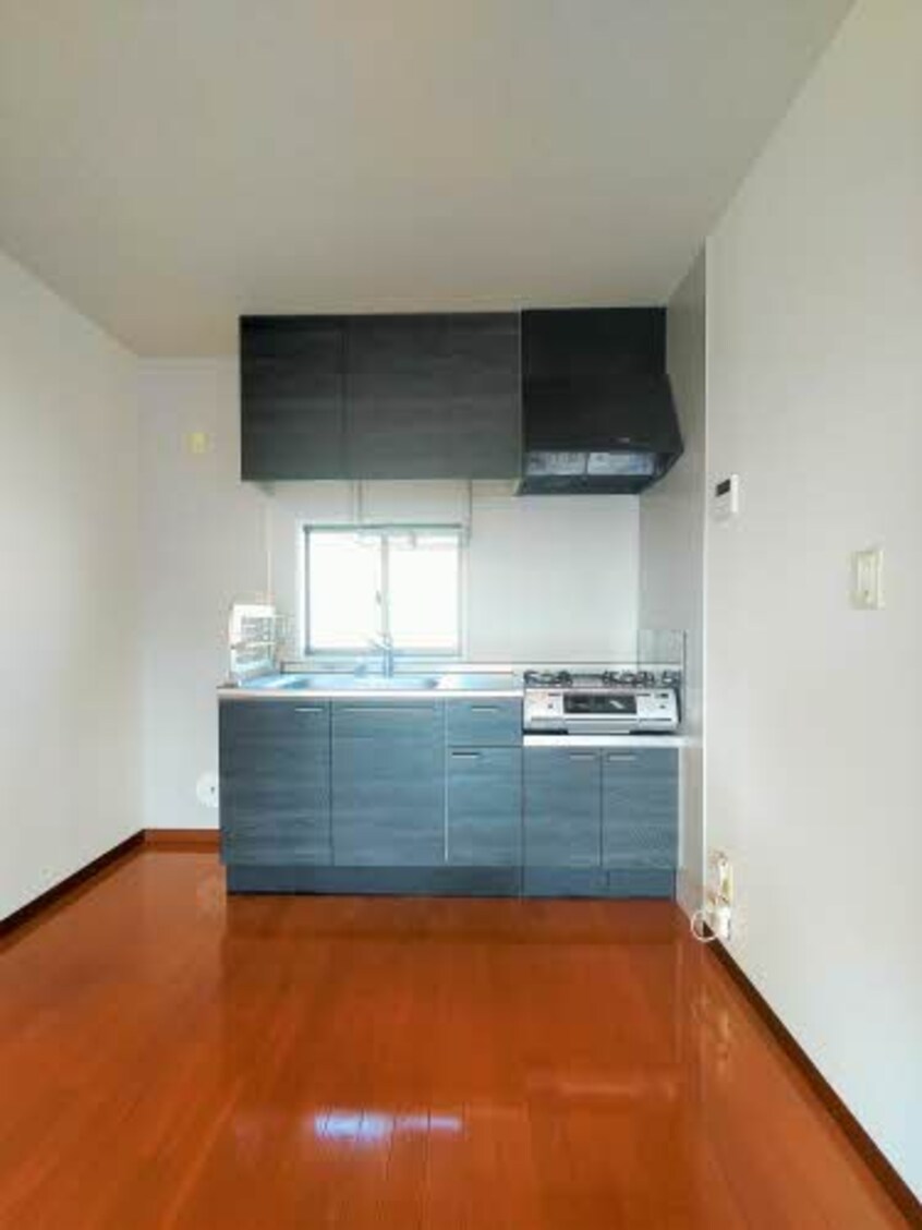  スカイハイツ　B棟