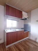  ファミールひらのや