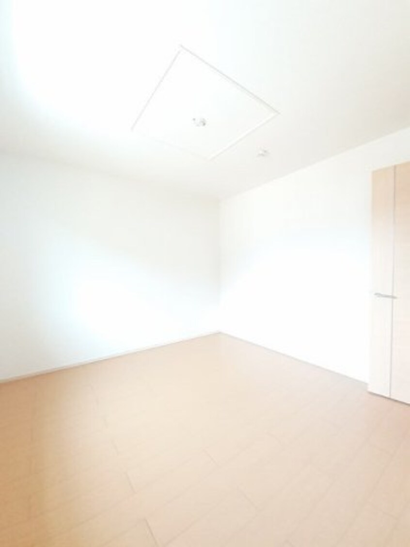  ロジュマングラシューＩ