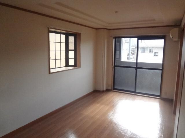 リビング ラングウッド