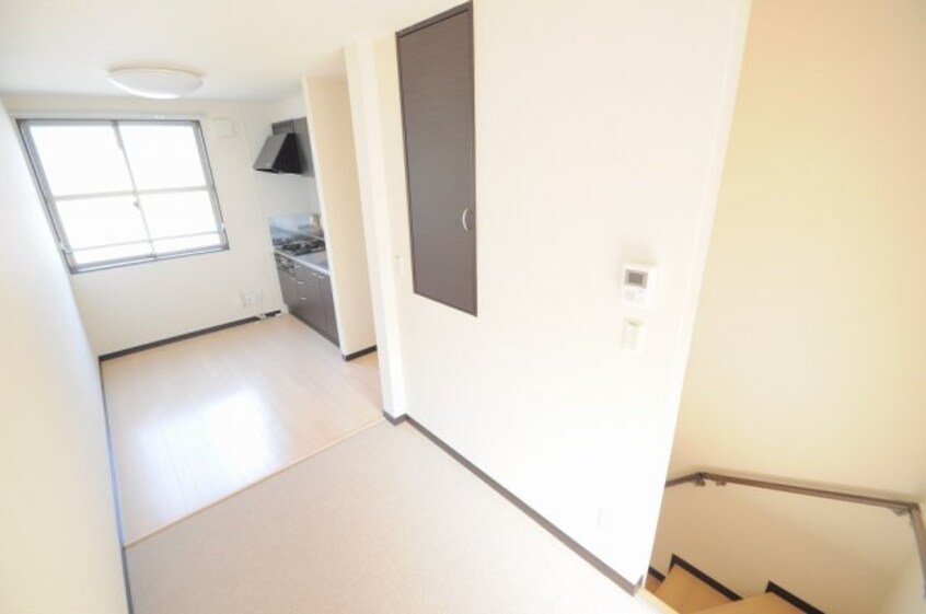  レオネクストラ　ポール